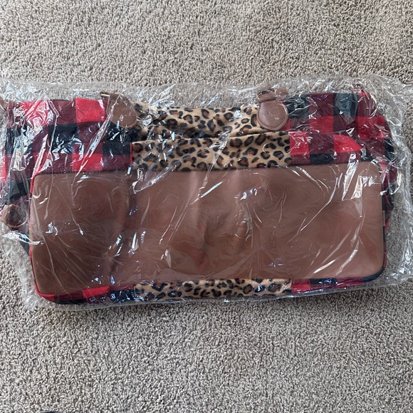 BUFFALO PLAID/ANIMAL PRINT DUFFEL BAG - Picture 3 of 6